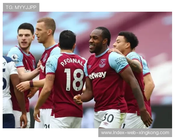 西汉姆联依靠鲍文的切入打开局面：边路爆破与全队协同的进攻美学